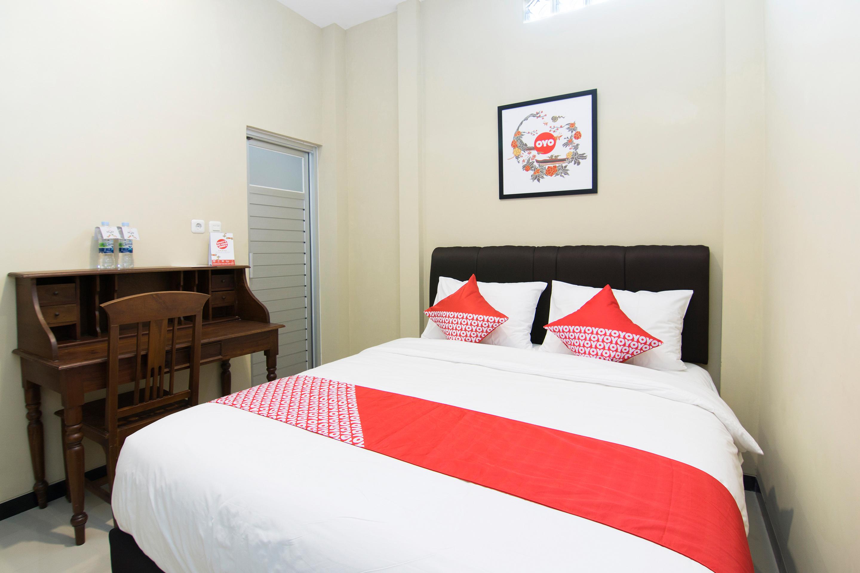 Super Oyo 890 Dewi Fortuna Guest House Maguwo Exterior photo
